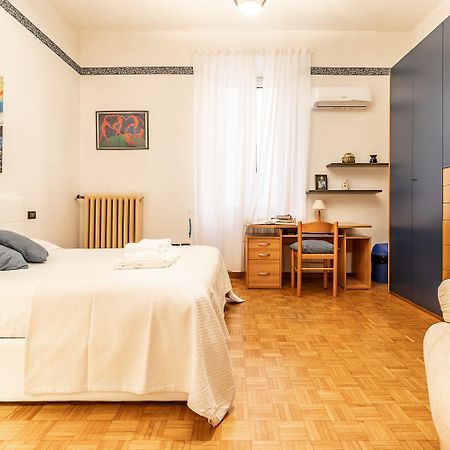 Spacious Apt With Kitchenette, Near Piazza Maggiore Bolonia Exterior foto