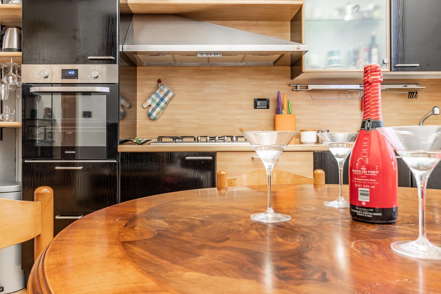 Spacious Apt With Kitchenette, Near Piazza Maggiore Bolonia Exterior foto